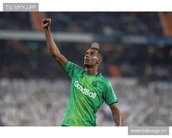 伊萨克爆发赛季:顶级前锋数据如何炼成